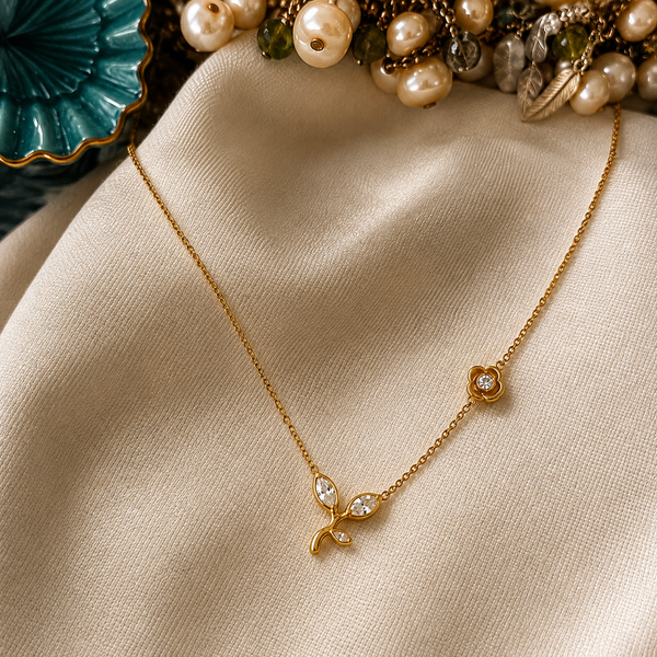 Elegant Floral Vine Necklace for Women