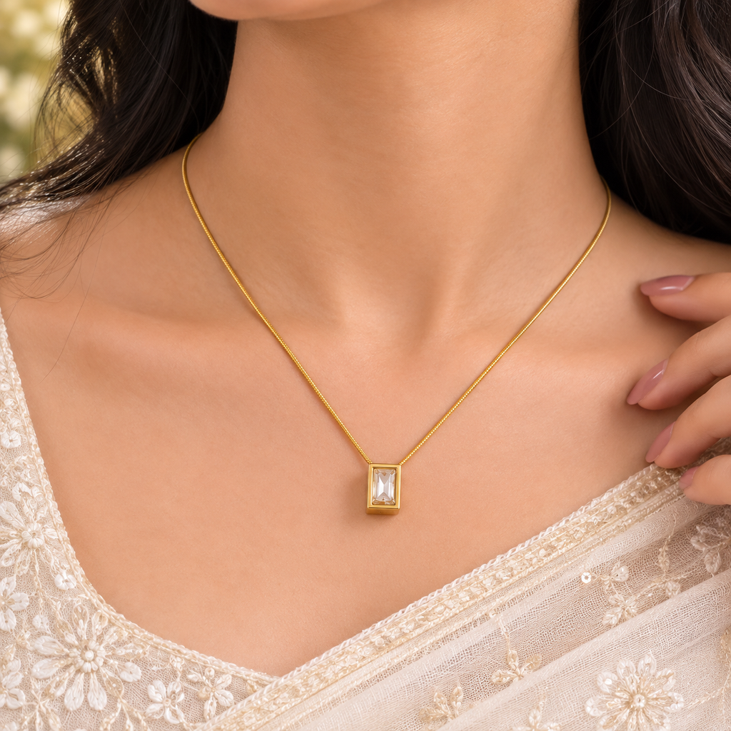 ✨ Gold Rectangle Crystal Pendant Necklace