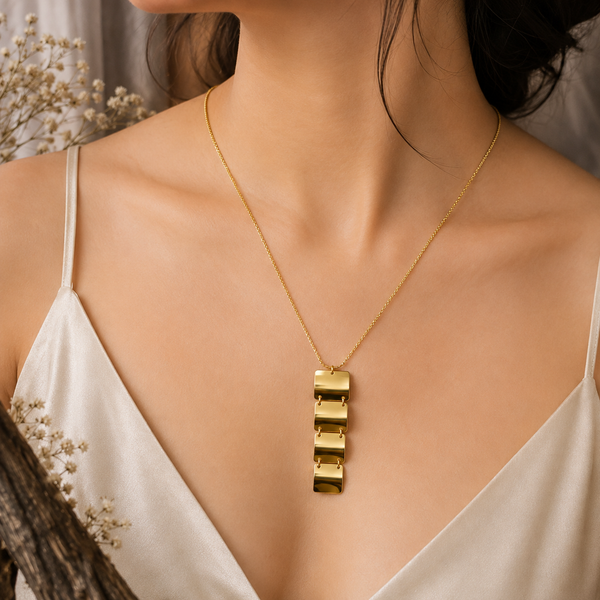 ✨ Gold Rectangle Link Pendant Necklace