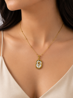 Elegant Tulip Pearl Pendant Necklace – Gold Finish